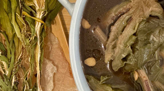 Ba Wang Flower (Night-blooming cereus) herbal soup with nourishing ingredients — lung health, throat soothing, and heat-relieving benefits 霸王花潤肺養喉湯水，結合多種滋補食材 — 有助潤肺養喉、清熱降火、舒緩喉嚨不適
