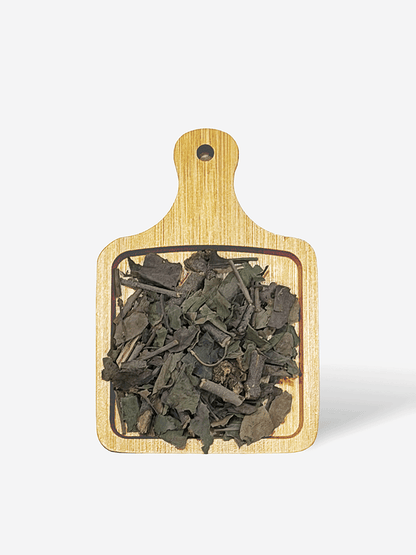 Dried Mulberry Mistletoe (Sang Ji Sheng) Chinese herbal ingredient displayed on a wooden board, commonly used in traditional Chinese soups and herbal drinks. 桑寄生乾品食材展示於木砧板上，常用於港式湯水及中式草本飲品的食材之一。